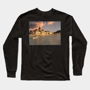 Hungarian Parliament Long Sleeve T-Shirt